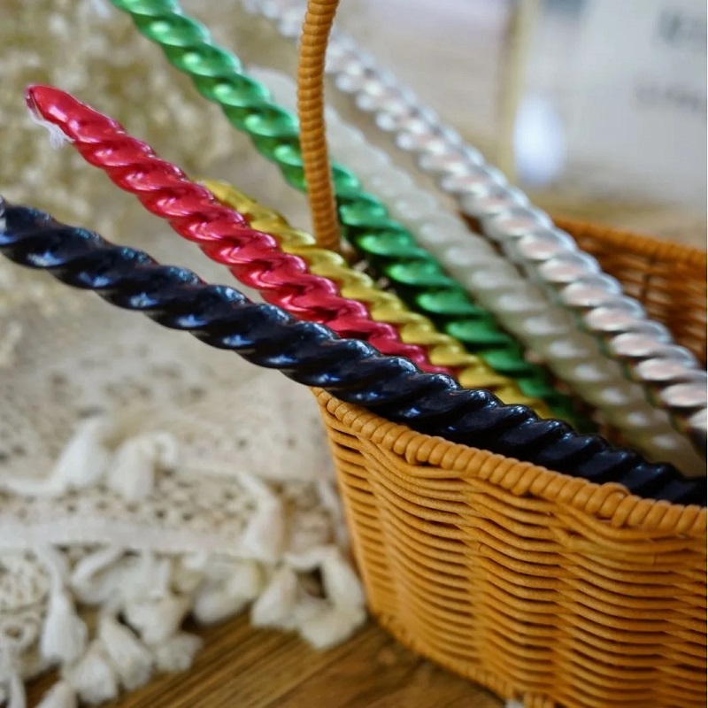 Christmas colorful spiral long pole candles, household smokeless and odorless wedding candlelight, dinner candlestick stand, decorative item, scented candles, Christmas scented candles, happy birthday candles, birthday number candles, foreign candles Item Picture