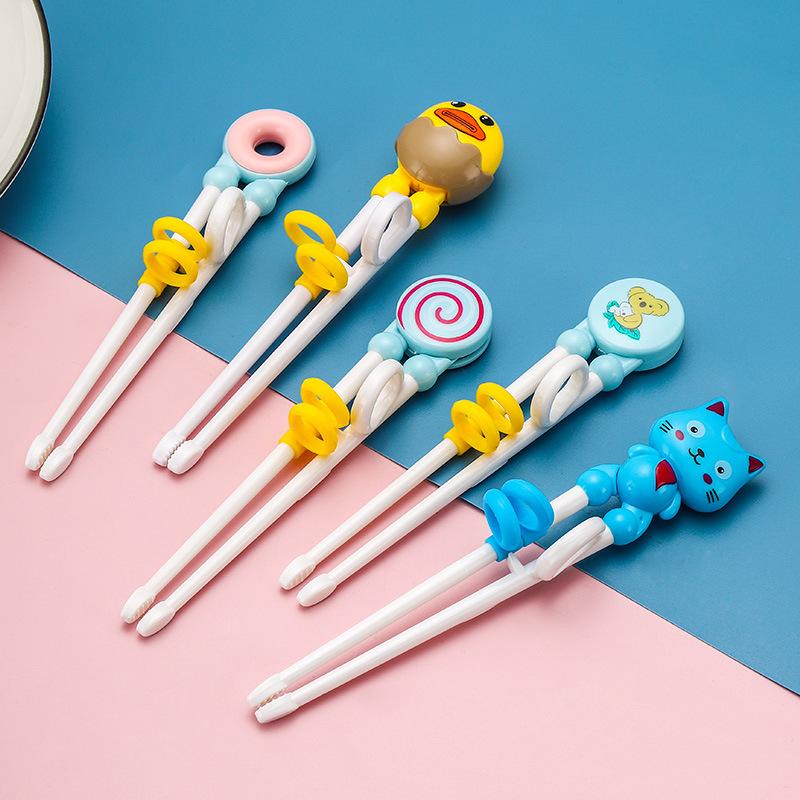 children practicing chopsticks creative cartoon training chopsticks complementary food feeding chopsticks portable chopsticks baby eating learning chopsticks