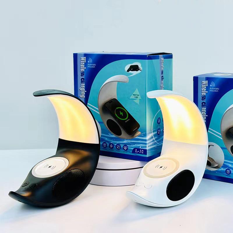 Smart Bluetooth Speaker Wireless Charger Mobile Phone Bracket Three-in-One Outdoor Household Desktop Lamp Small Mini Audio full figure