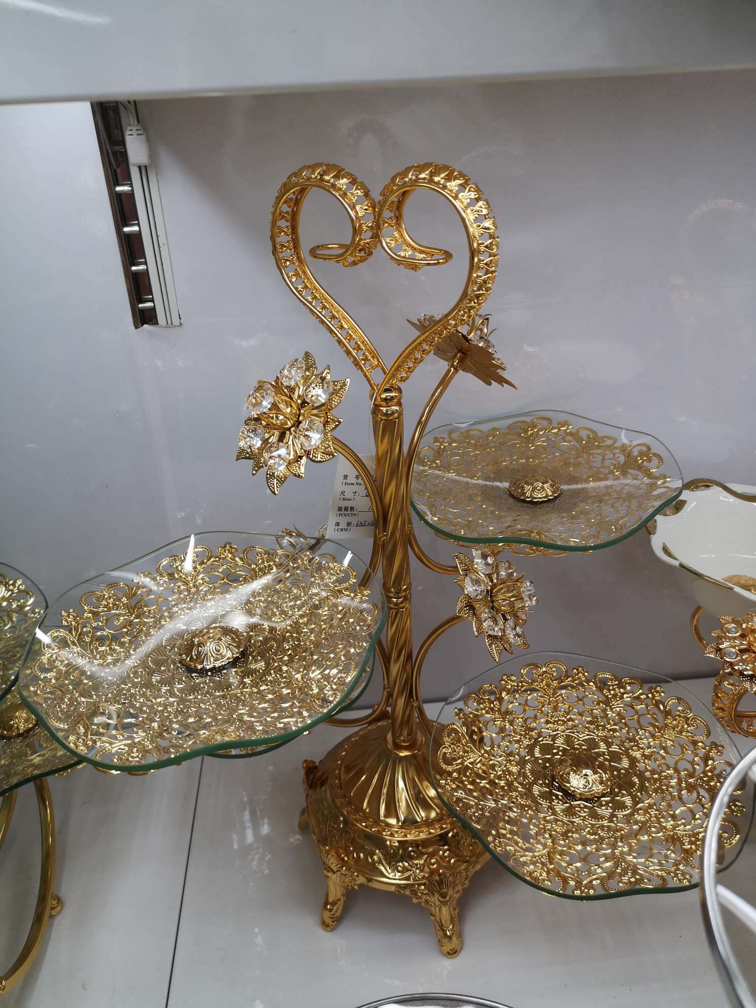 European-style four-layer cake plate, living room dried fruit plate, wedding candies and pastries, Taiwan, Central Asia, Middle East, Arab fruit plate, ironwork handicrafts and ornaments detail image 5