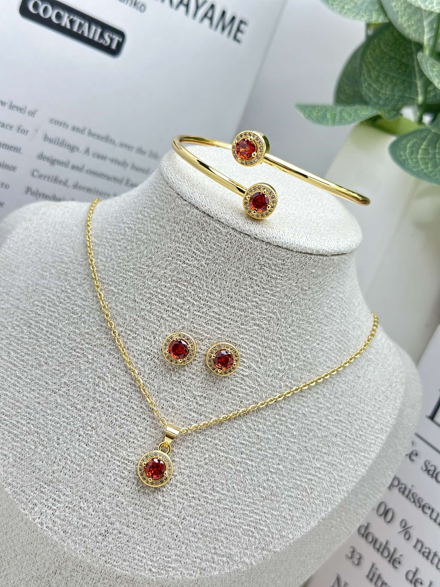 独特饰品 精致耳饰 时尚耳夹 高级感女士首饰 高质量耳环套装饰品饰品