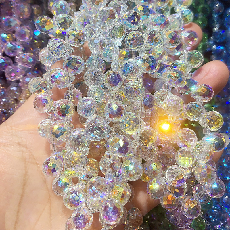 草莓晶晶水晶玻璃珠流苏水滴草莓珠串珠手工琉璃配件水晶珠子批发白底实物图