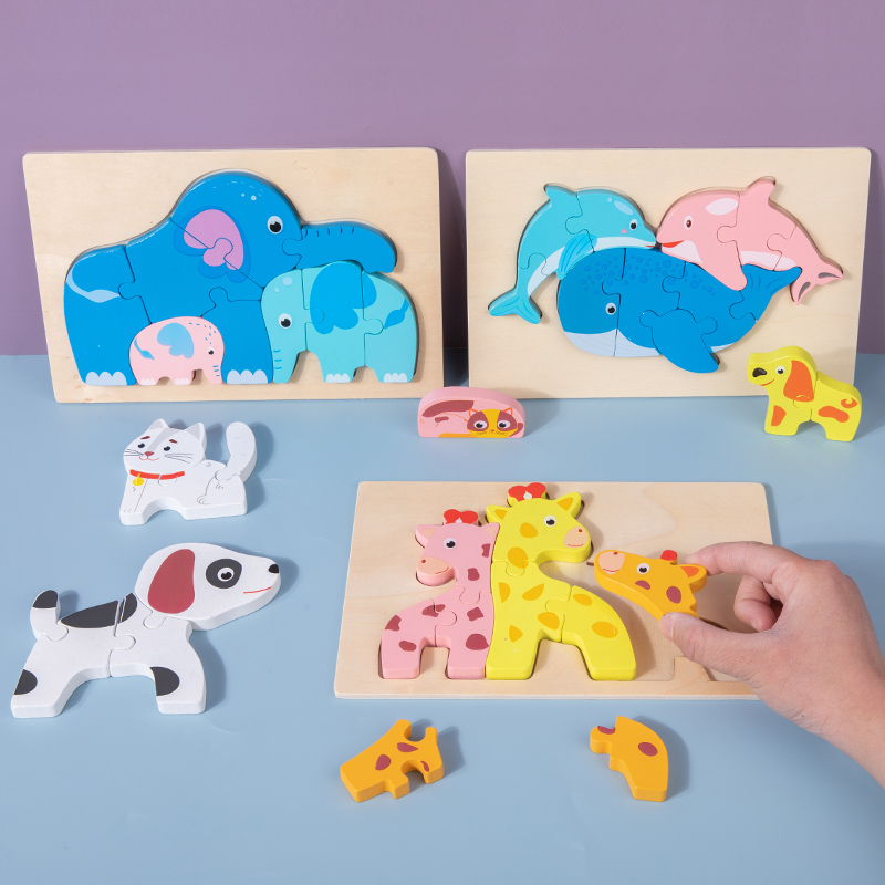 The wooden toy jigsaw puzzle game is rich in color and highly entertaining. It can help babies recognize colors visually, cultivate logical thinking ability, and exercise early education enlightenment training. It is a parent-child game Item Picture
