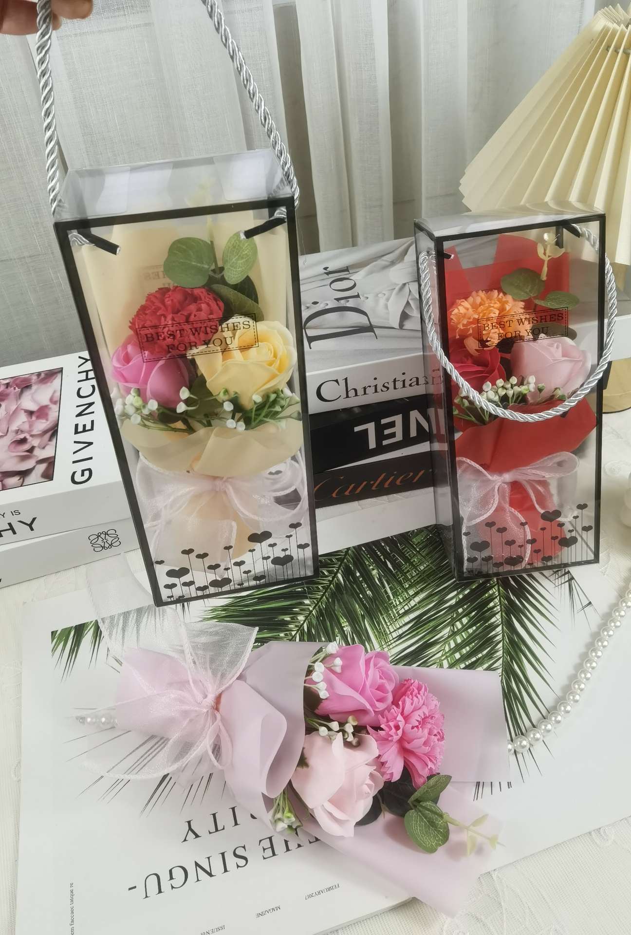创意礼品香皂花干花生日礼物花束 纸皂毛线小花束 玫瑰花花假花 工艺品 美观实用赠友佳品玫瑰花花假花