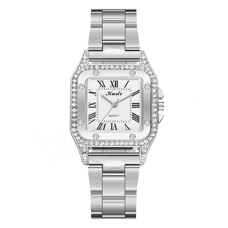 Cross-Border New Arrival Square Women's Steel Watch Fashion Roman Diamond Gold Men's Watch Alloy Quartz Watch Application Scenario