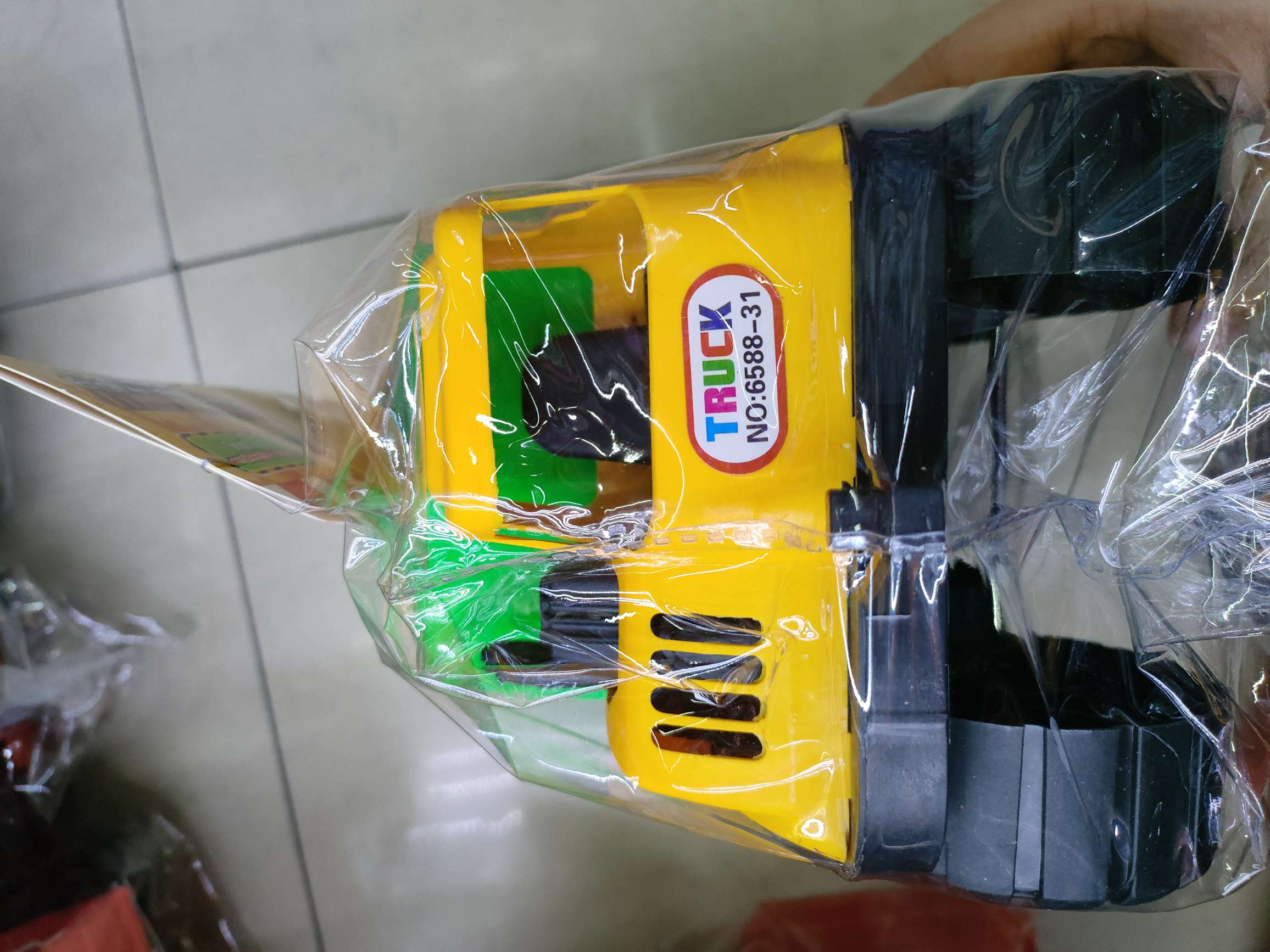 新款挖机/罐车/垃圾车/运输车，卡头袋包装，清装不混装。7.5元/个，54个/箱。汽车模型模型新款热销儿童玩具详情图19