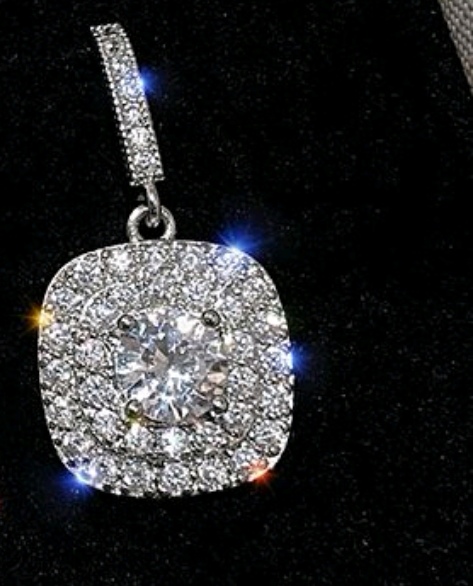 Top color DC-12 super shiny full diamond micro-inlaid zircon earrings, women's niche design sense, stud earrings, elegant and high-end, grand and exquisite, dazzling earrings, best-selling light luxury accessories Specification image