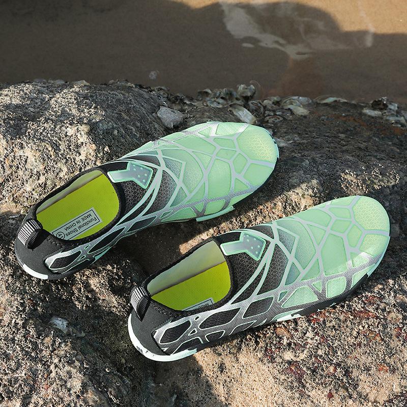 new beach snorkeling shoes dive boots men and women couple wading swimming shoes upstream bare feet soft bottom skin shoes full figure