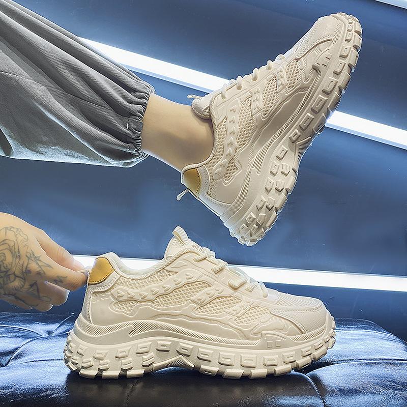 live broadcast cross-border men's shoes 2024 new black sports and leisure working wear waterproof, non-slip, wear-resistant durable labor protection Application Scenario