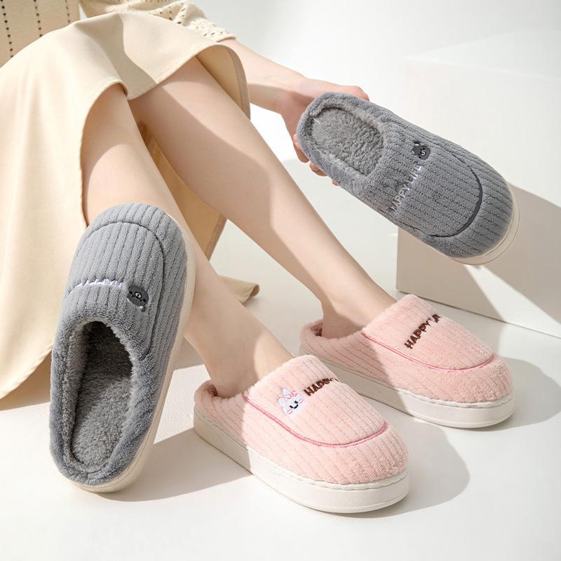 new autumn and winter cotton slippers women's household indoor warm plush cute girl's heart non-slip platform cotton shoes men details Picture