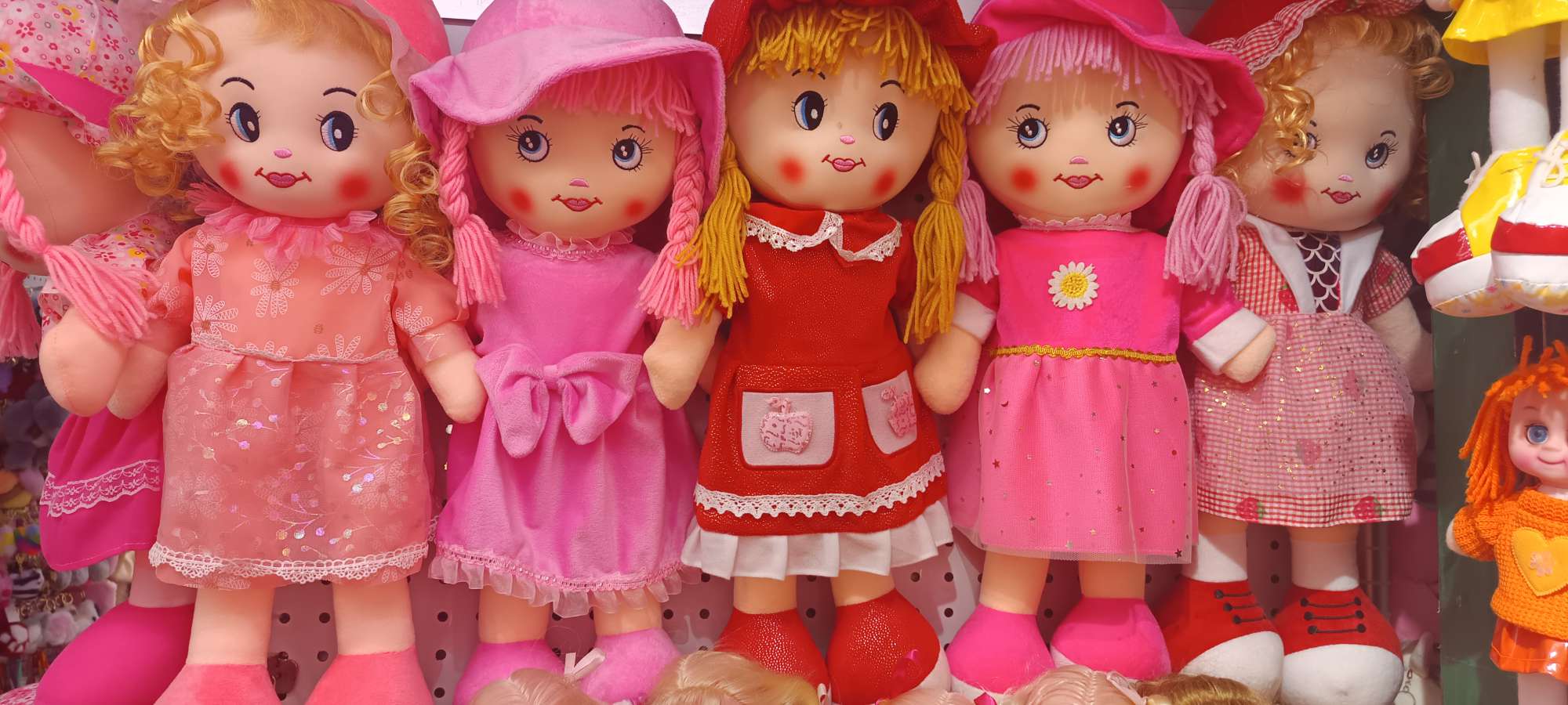 卡皮巴拉毛绒公仔 玩偶娃娃 玩具公仔 软体毛绒玩具 安全无毒儿童玩具 手工精制毛绒玩具公仔详情图3