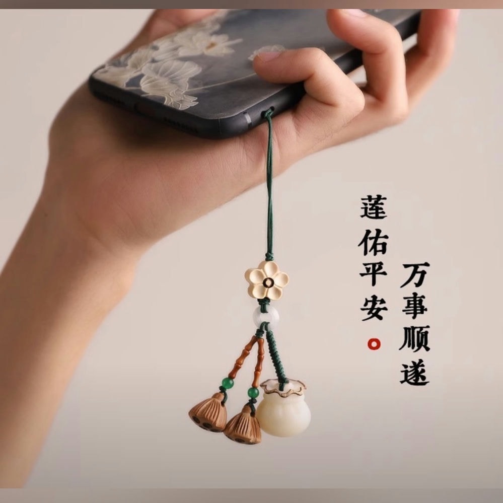 Natural Bodhi root carved lotus money bag, olive bamboo joint, good things happen, lotus friend safety bag, hanging mobile phone chain, keychain accessory, keychain for girls 2024, cute keychain details Picture