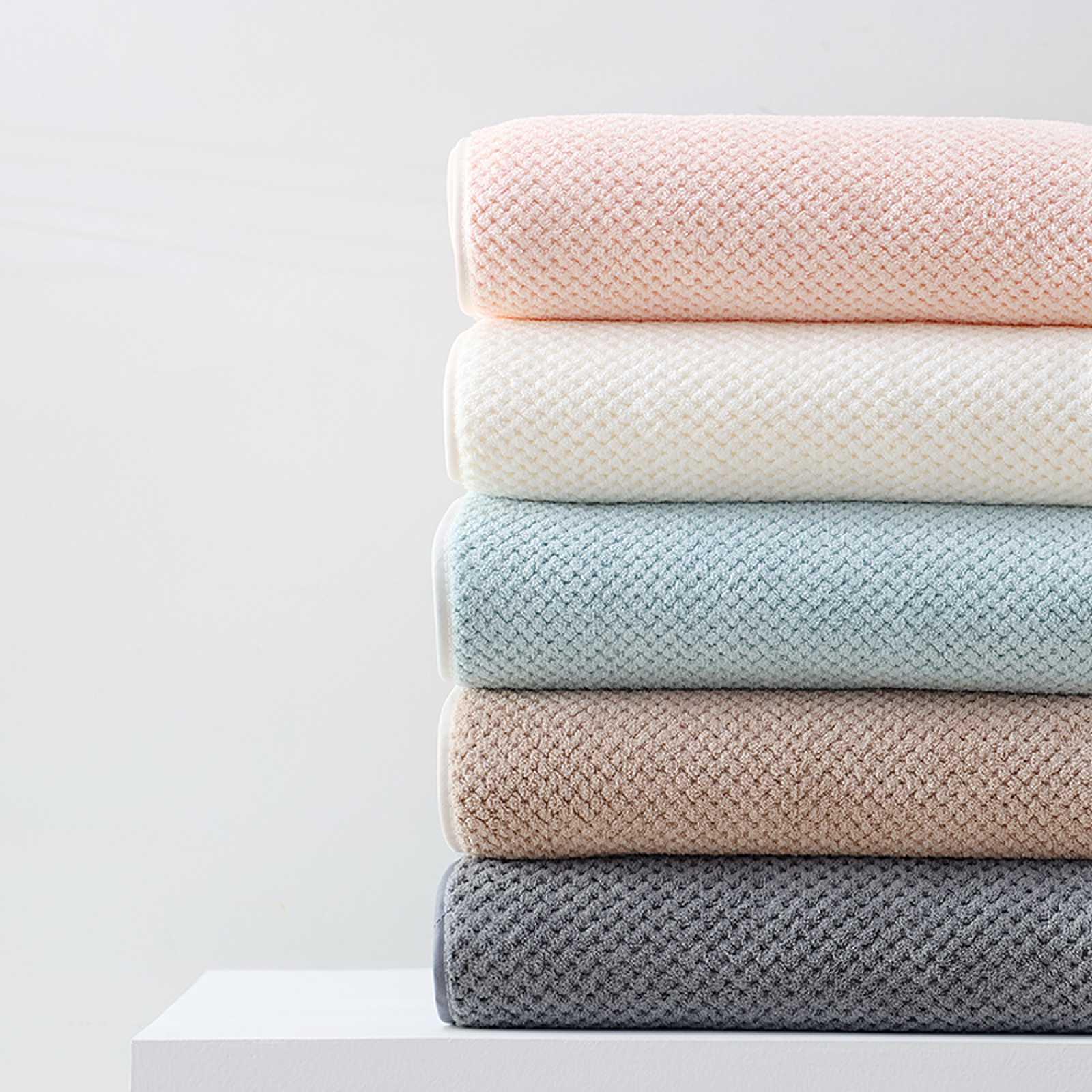 towels plus-sized pineapple plaid wholesale coral fleece bath towel bath towel female beach towel water absorption children Application Scenario