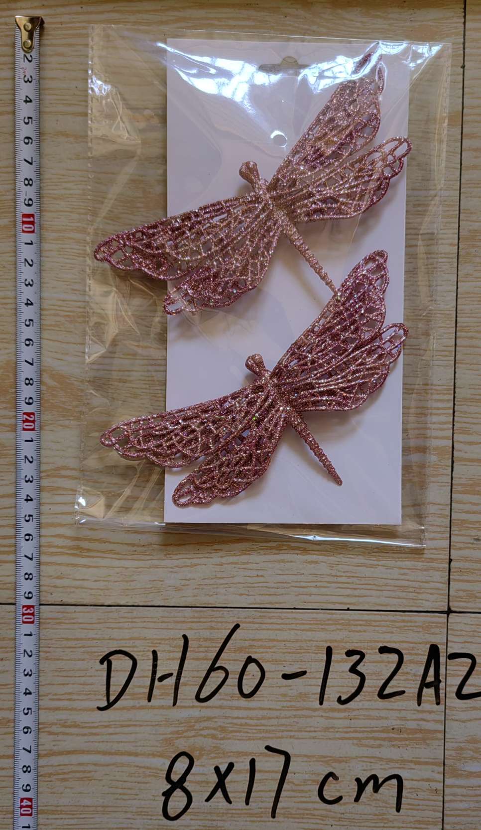 Accessories suitable for Christmas trees, making the products more festive! Christmas