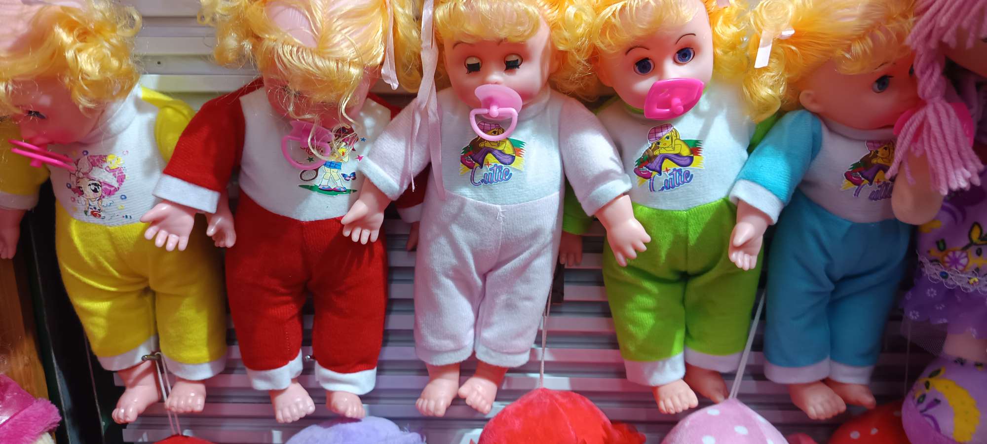 卡皮巴拉毛绒公仔 玩偶娃娃 玩具公仔 软体毛绒玩具 安全无毒儿童玩具 手工精制毛绒玩具公仔详情图10