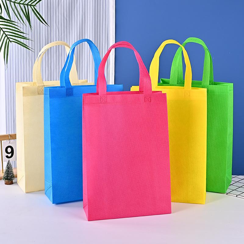 Spot Nonwoven Fabric Bag Customized Advertising Takeaway Packing Bag Color Shopping Bag Film Portable Gift Bag Customized