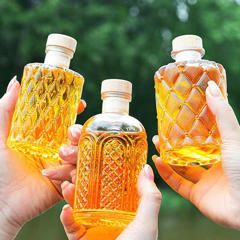 glass small liquor bottle 100ml fruit wine bottle fire extinguisher bottles diamond storage bottle aromatherapy perfume transparent glass jar dead soldiers
