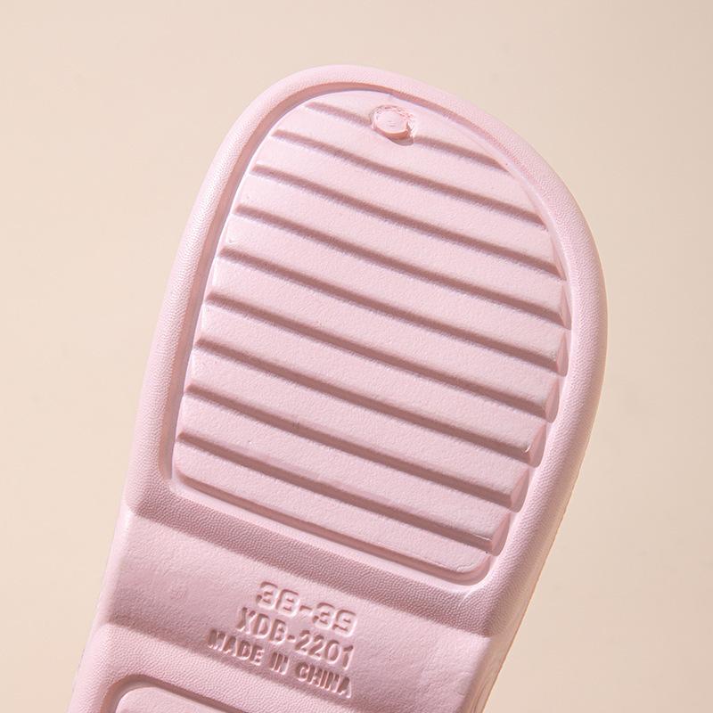 Women's Hole Shoes Summer Outdoor Beach Net Red Lightweight Half-Covered Heel Sandals Couple's Closed Toe Leakage Sandals Men Application Scenario