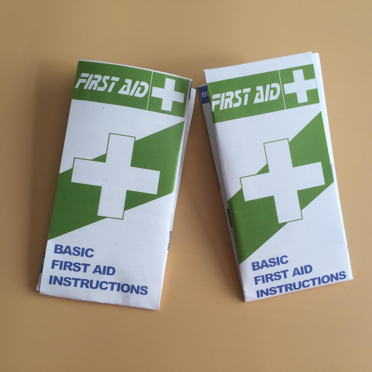 english first aid kit manual first aid manual first aid product guide a4 size emergency rescue knowledge