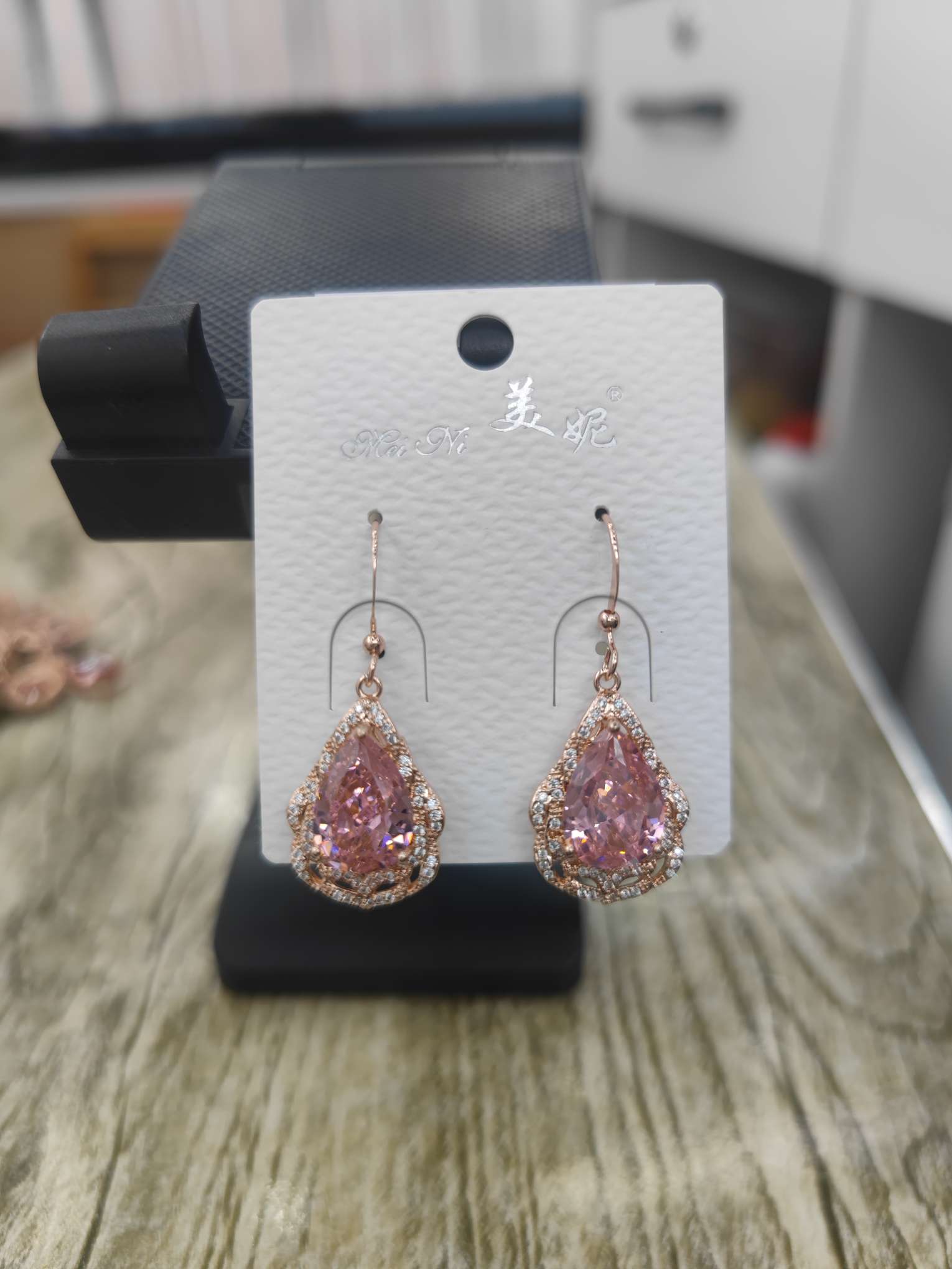 璀璨玻璃耳环饰品店专卖独特耳饰轻奢耳夹美丽装点你的耳朵饰品耳饰耳环耳夹玻璃耳环细节图