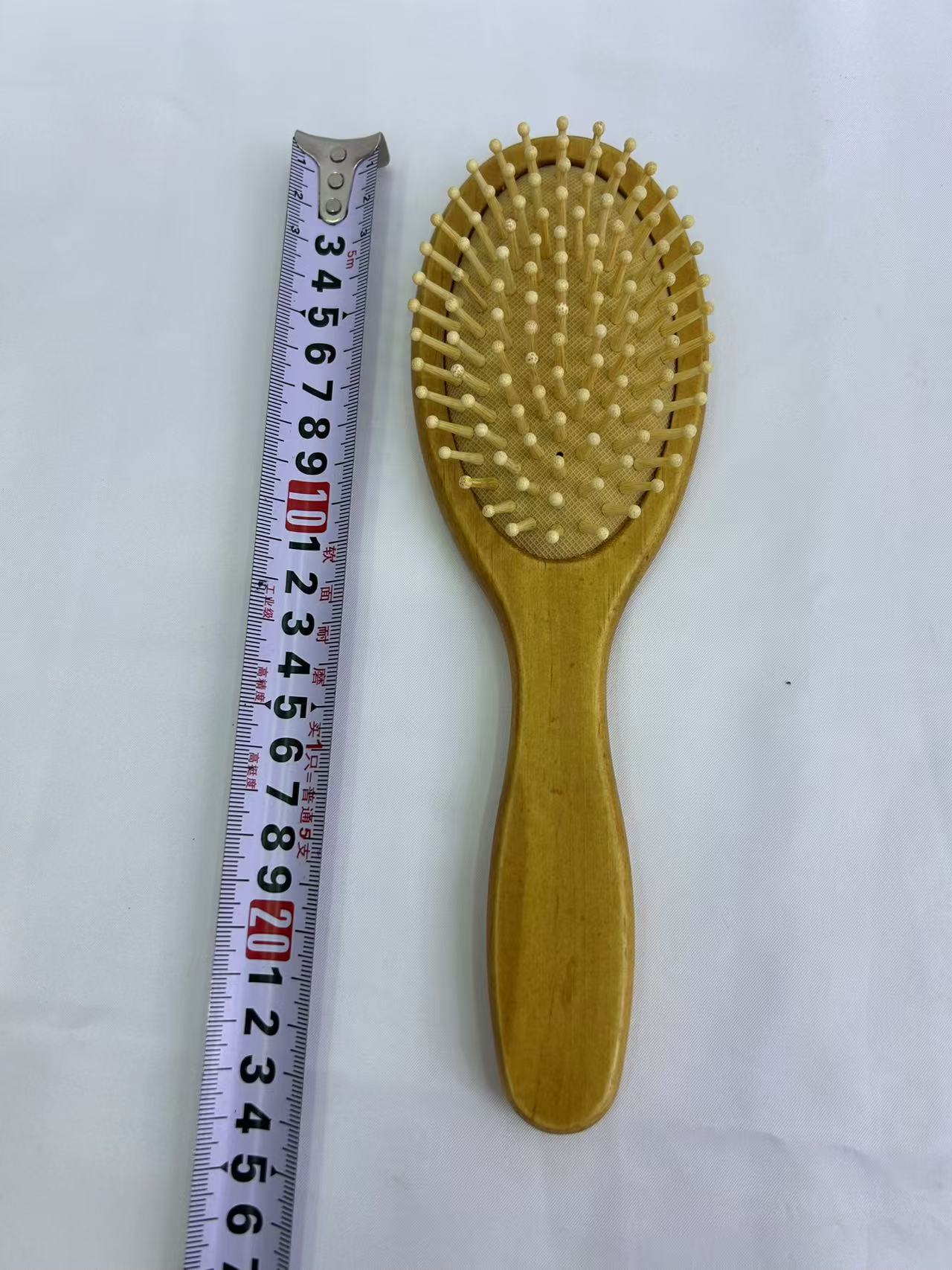 New trendy and fashionable wooden comb, oval comb, airbag comb, massage comb, beauty comb, hair care comb, wooden comb Specification image