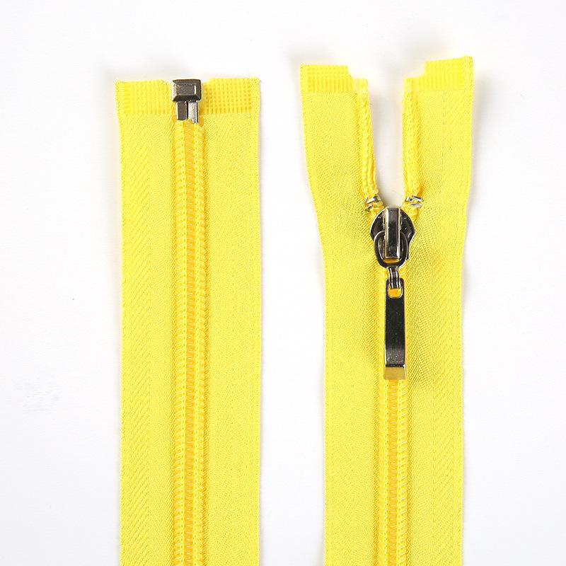 wholesale no. 5 nylon zipper open tail 70cm clothing coat tent wardrobe plastic size zipper Application Scenario