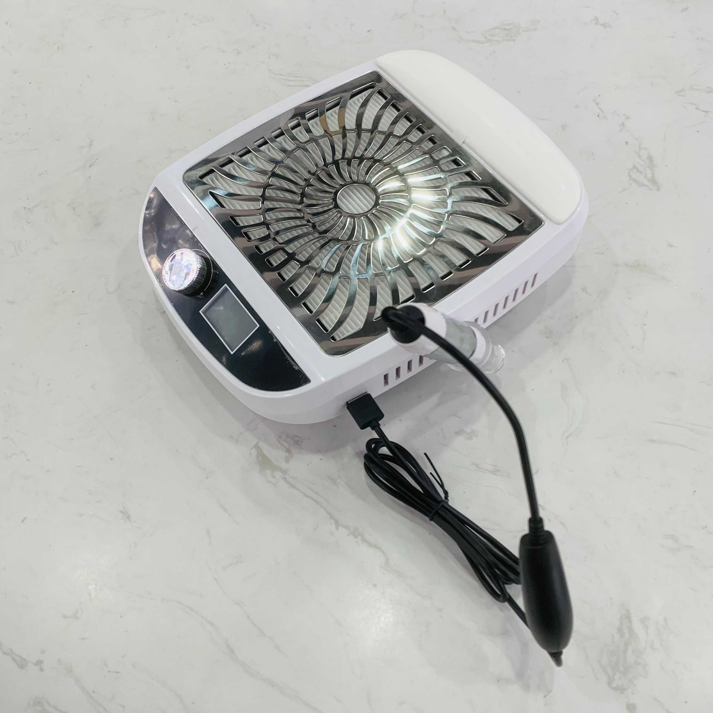 The new vacuum cleaner, grinding machine and nail art machine with a stainless steel mesh surface and replaceable filter core can rotate at 35,000 revolutions Specification drawing