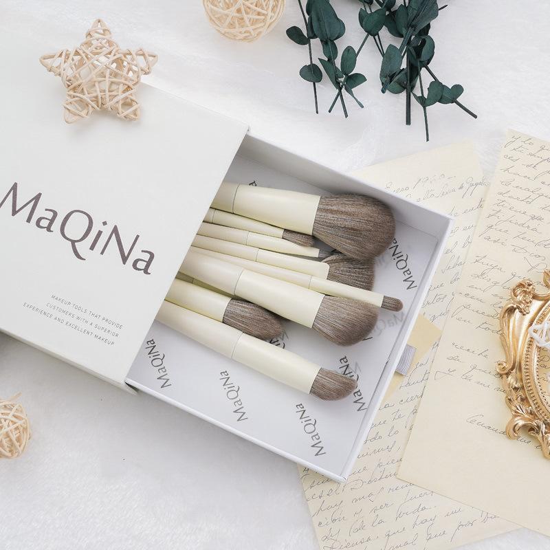 cangzhou zero makeup brush suit soft hair highlight brush makeup brush powder brush full set of makeup brush set beauty tools Application Scenario