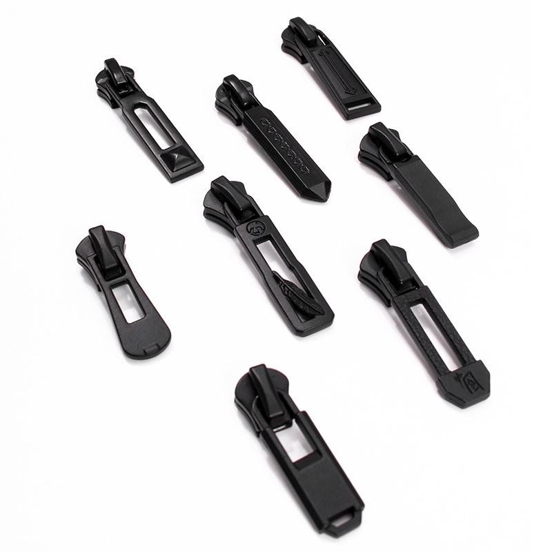Metal Zipper Head Accessories 3#5#8# Pull Tab Pull Card Zipper Clothing Bag Clothes and Coat Zipper Pull Head Application Scenario