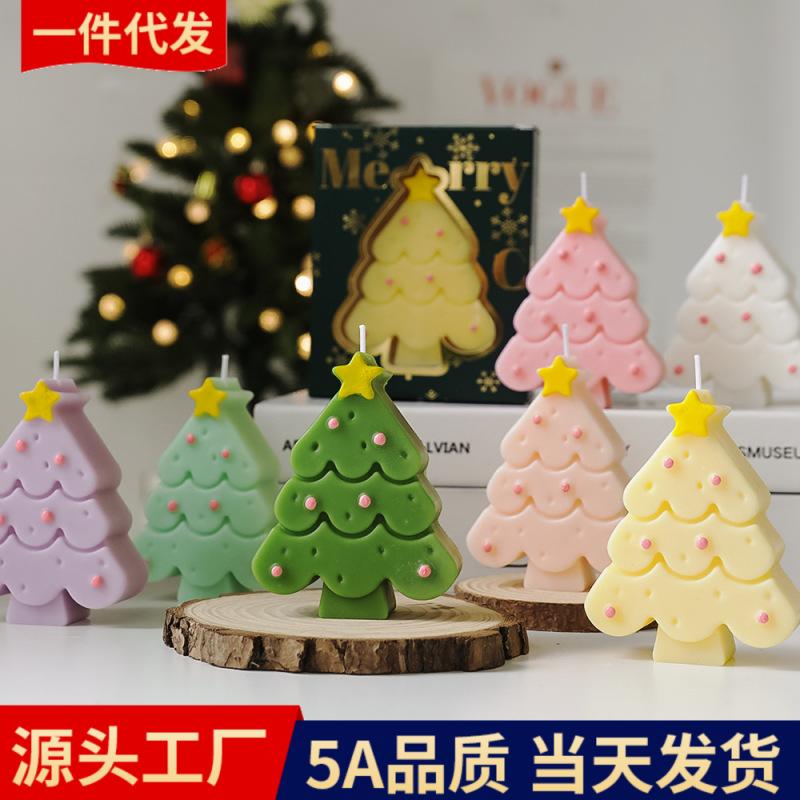 christmas aromatherapy candle with hand gift wholesale christmas tree shape fragrance gift candle gift box fragrance candle