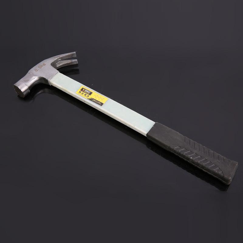factory wholesale inster non-slip suction nail bakelite handle nail hammer 0.5kg claw hammer lengthened insulation handle nail hammer Application Scenario