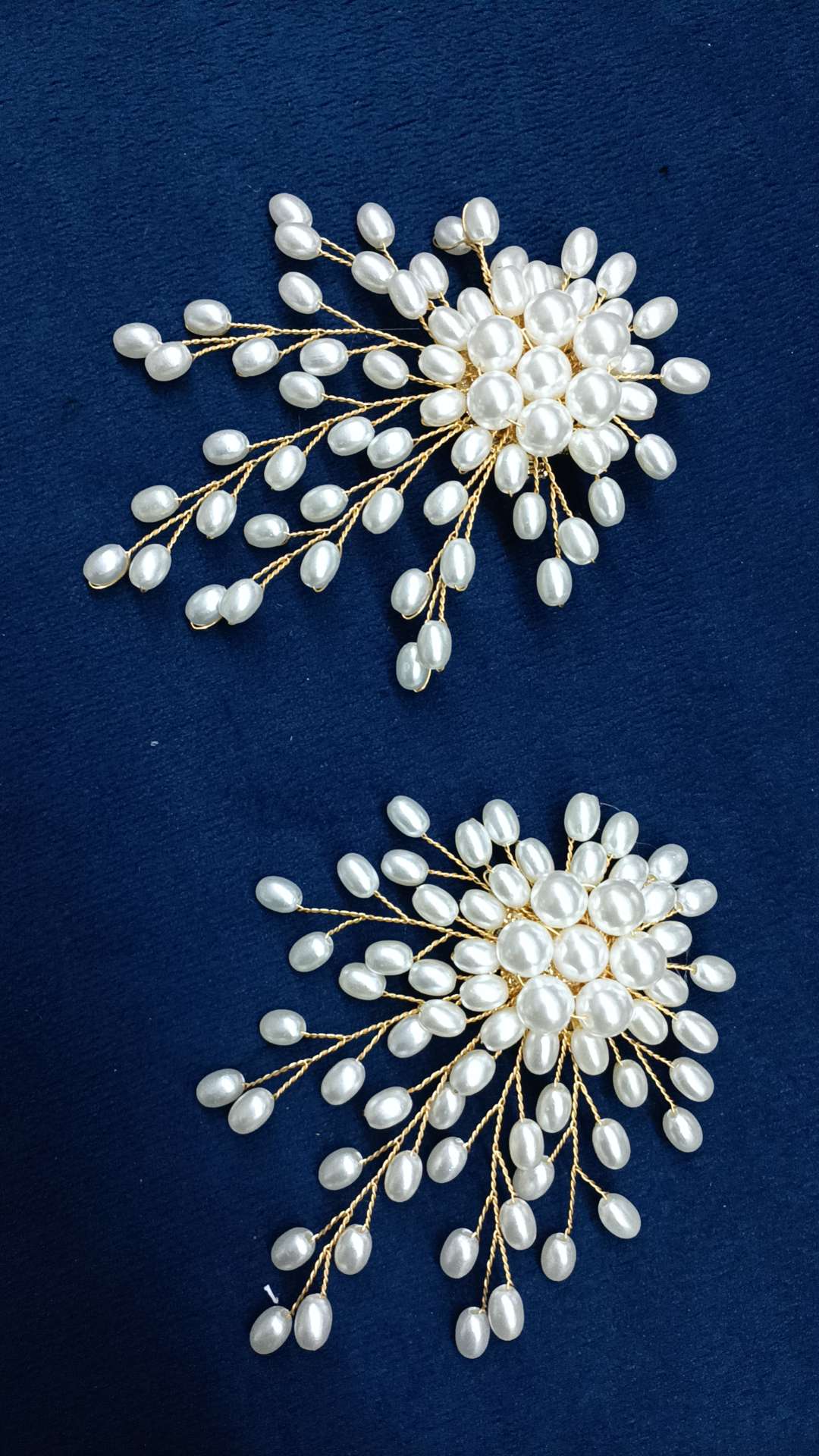 من اللؤلؤ الزكون Item Picture