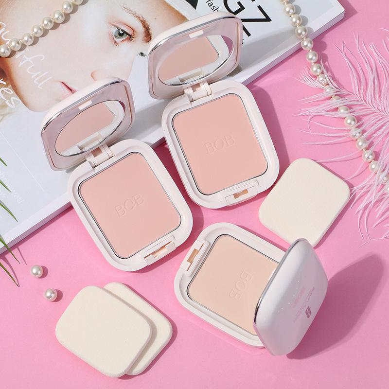 Makeup Bob Whitening Skin-Friendly Powder Concealer Oil Control Makeup Waterproof and Durable Student Cheap Wet and Dry Foundation details Picture