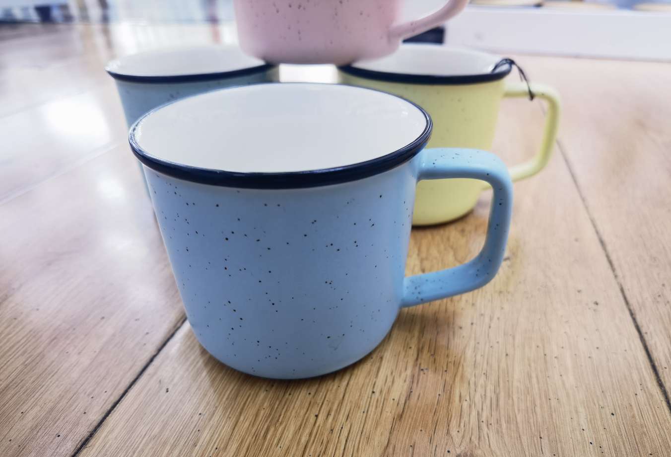 Creative colored glaze ceramic cups, mugs, ceramic cups, fruit mugs, coffee ceramic cups, ceramic cups, students are cute