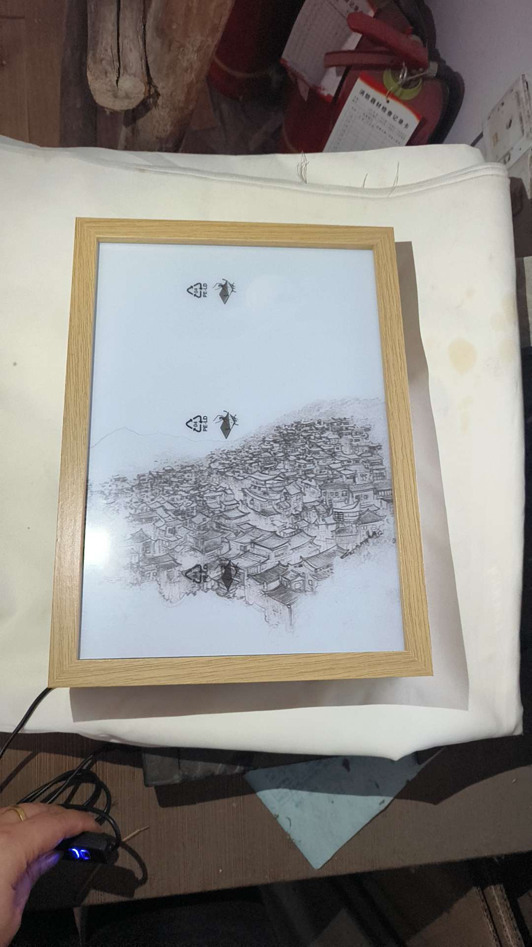 Light painting photo frame, wooden photo frame, metal photo frame, creative photo frame Specification image