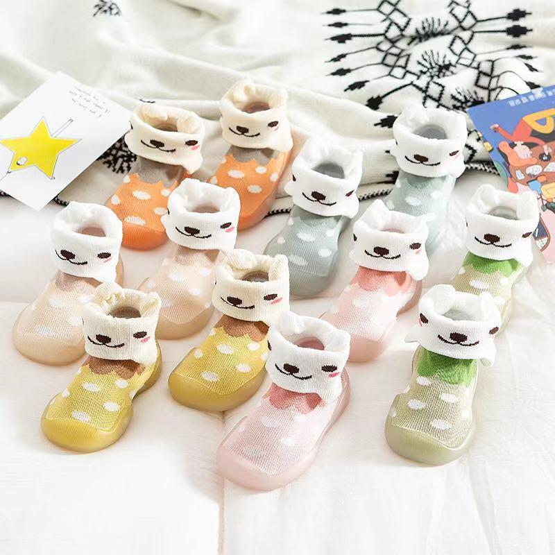autumn and winter non-slip rubber sole toddler shoes snow children's shoes rubber shoes infant baby shoes and socks factory wholesale