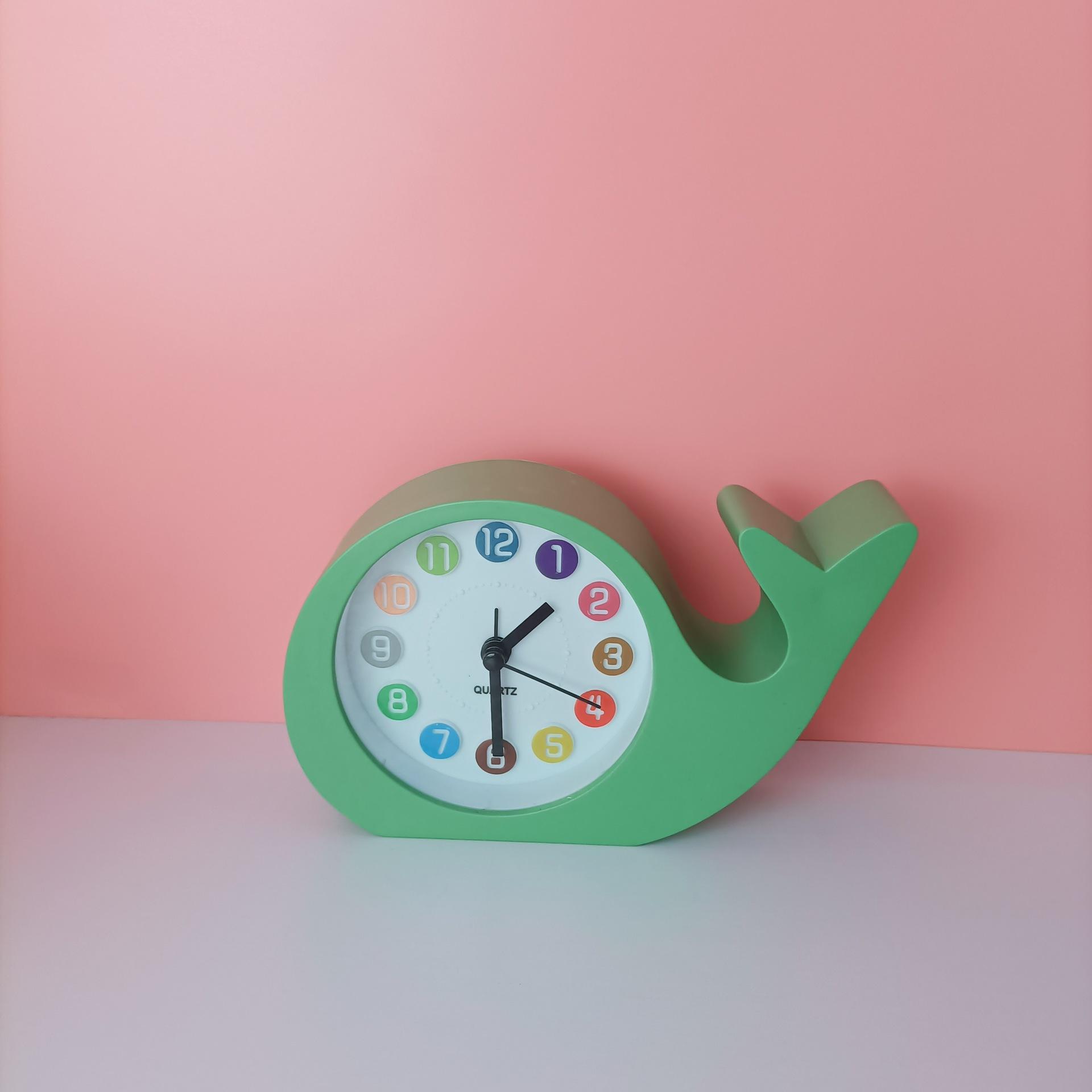 simple style dolphin student mini small timepiece fresh alarm clock creative furnishings office desk clock desktop Specification drawing