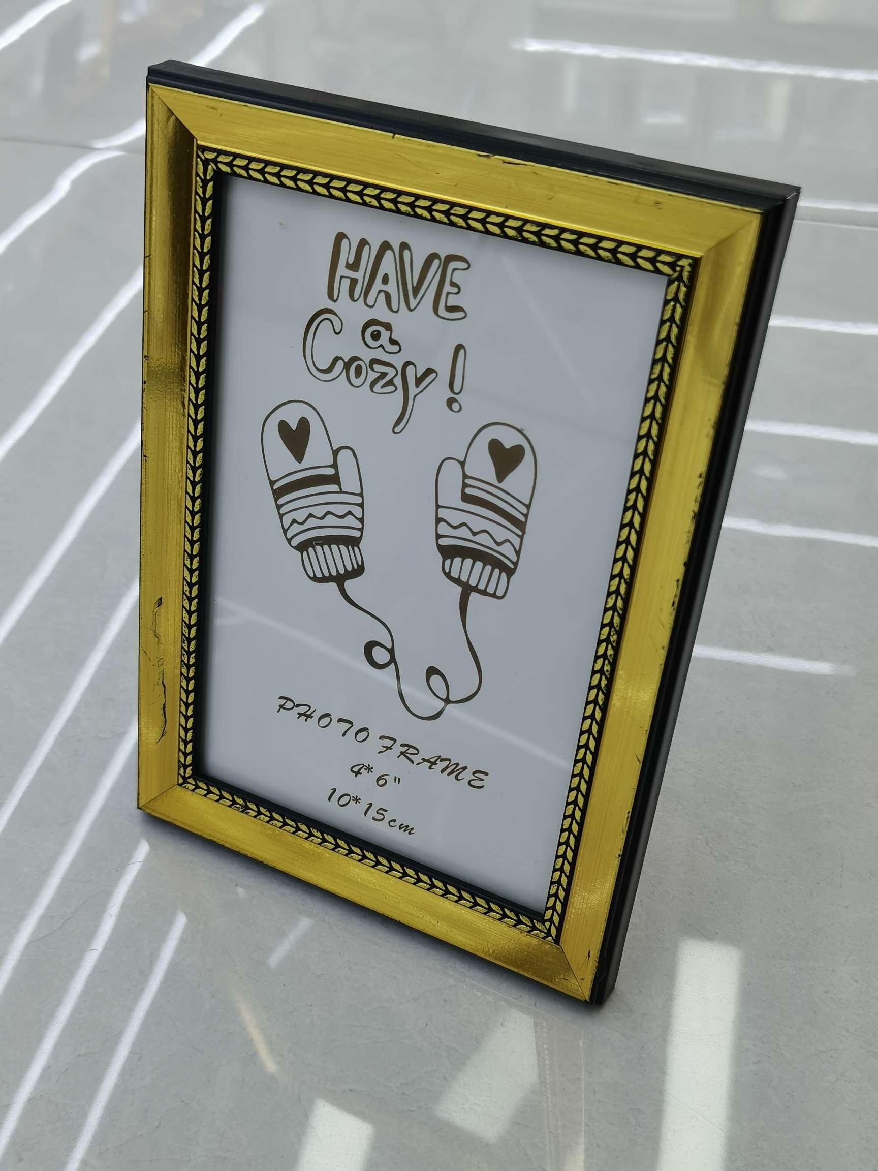 家饰装饰框架 高档金属质感相框摆台 金属质感画框 美观耐用 简约贵气相框画框二合一 艺术品展示优选 家居相框摆台详情图3