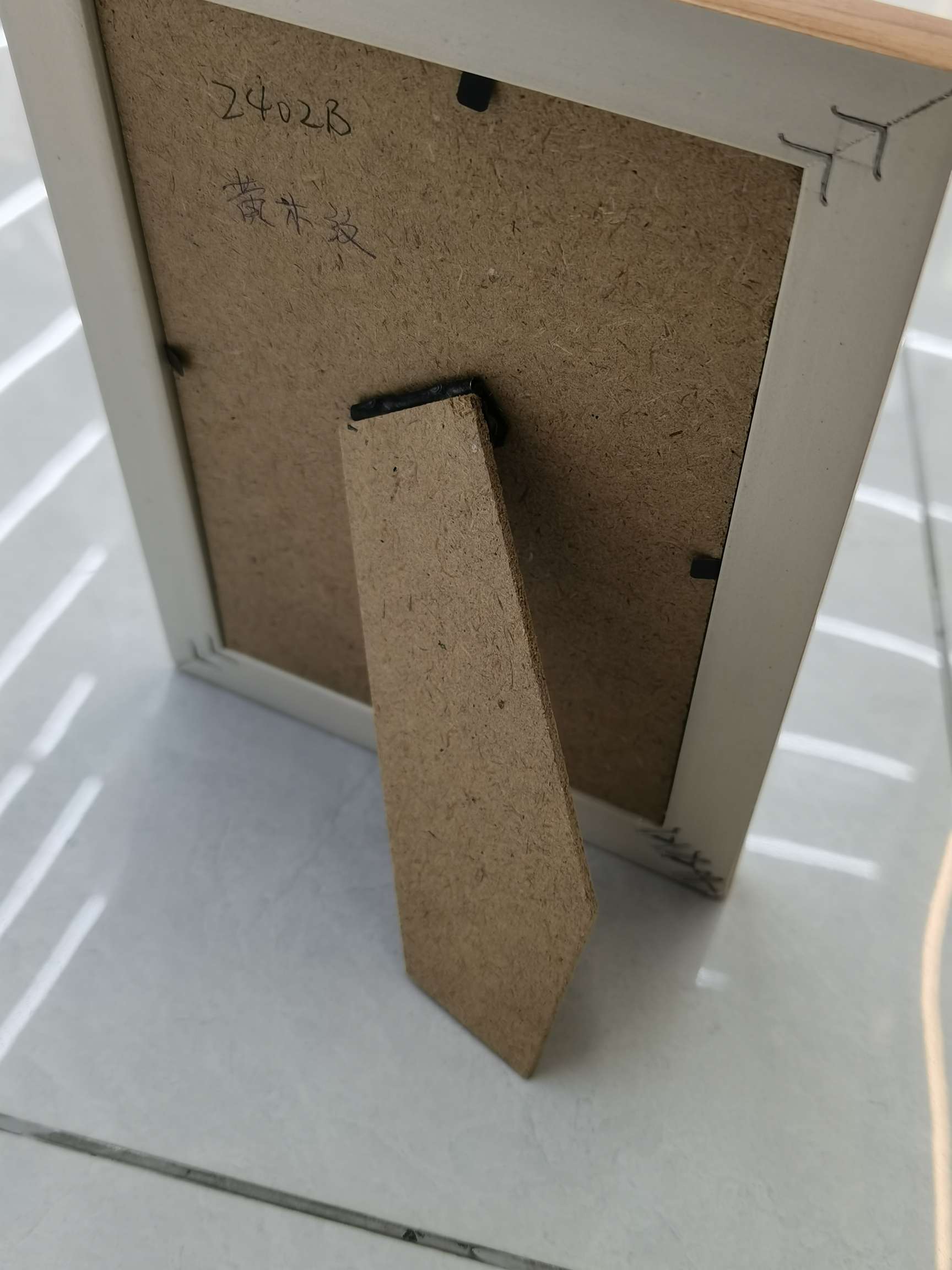 家饰装饰框架 高级木质相框 木色画框 相框摆台 美化生活空间 简约大气居家设计相框
相框摆台木质相框详情图6