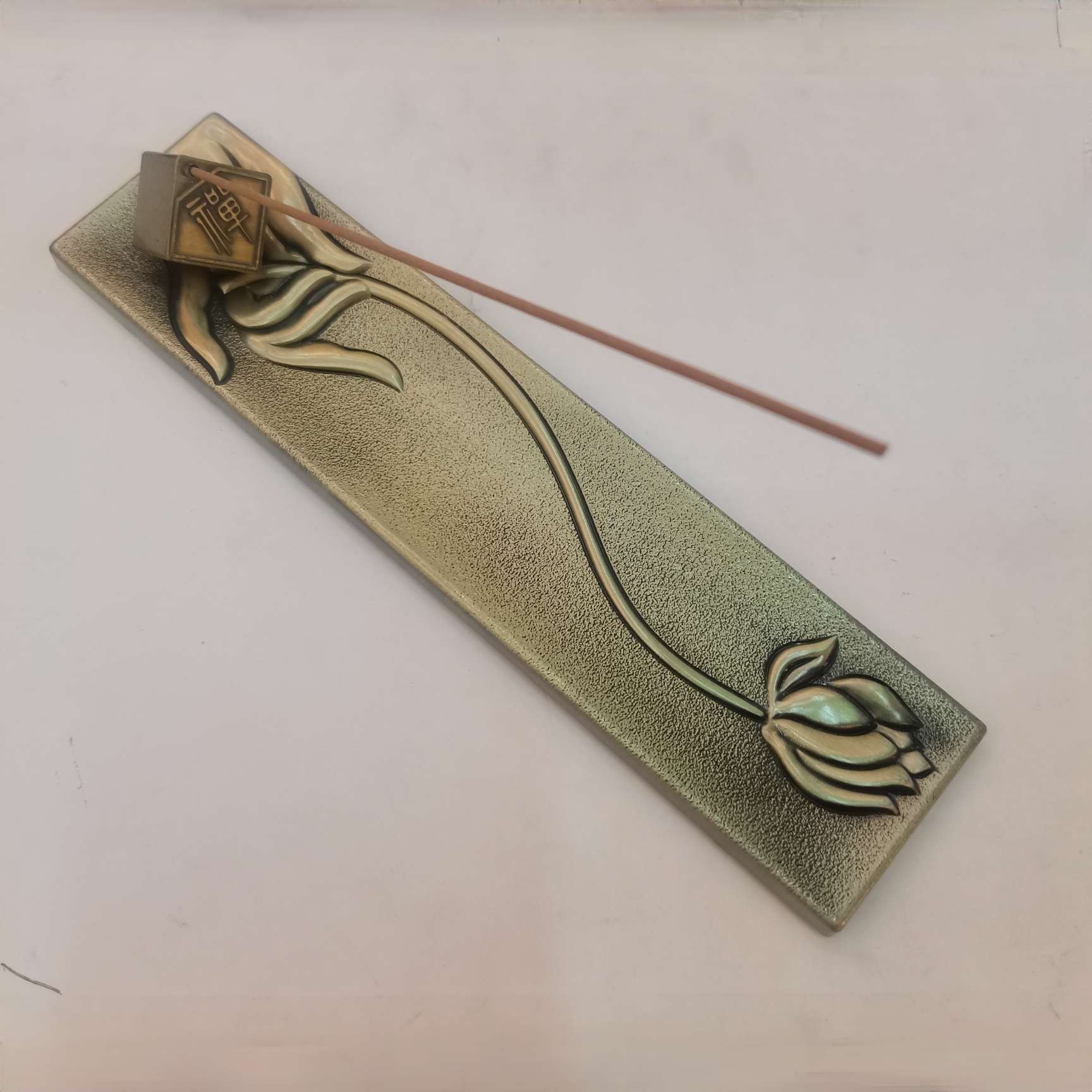 Alloy Zen-inspired incense stick details Picture