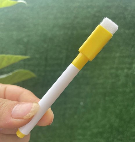 黑色白板可擦 宝宝涂鸦笔 写字板笔白底实物图