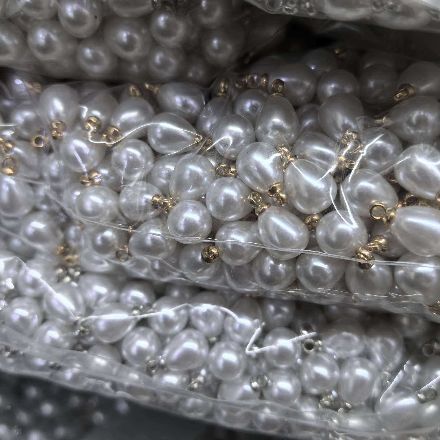 Pearl jewelry alloy pendant accessories, resin jewelry accessories, exquisite, durable and high-end jewelry accessories, creating a personalized style. Pearl jewelry jewelry accessories, alloy pendant accessories detail image 6