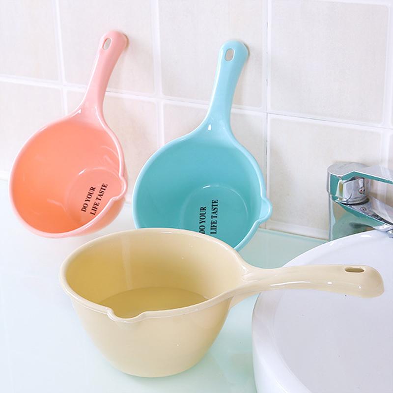 Kitchen Plastic Thickened Long Handle Bath Bailer Water Splashing Festival Bailer Bailer Children Baby Bath Scoop Bailer Factory