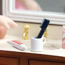 1:12 dollhouse dollhouse mini bathroom toiletries model toothbrush toothpaste cup 3-piece set
