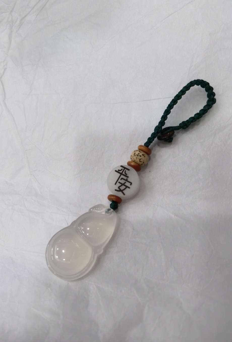 Wholesale of jewelry, men's and women's couple styles, agate keychains, pendants, bag hangers, mobile phone hangers, travel handicrafts, street stall economy, gift-giving detail image 9