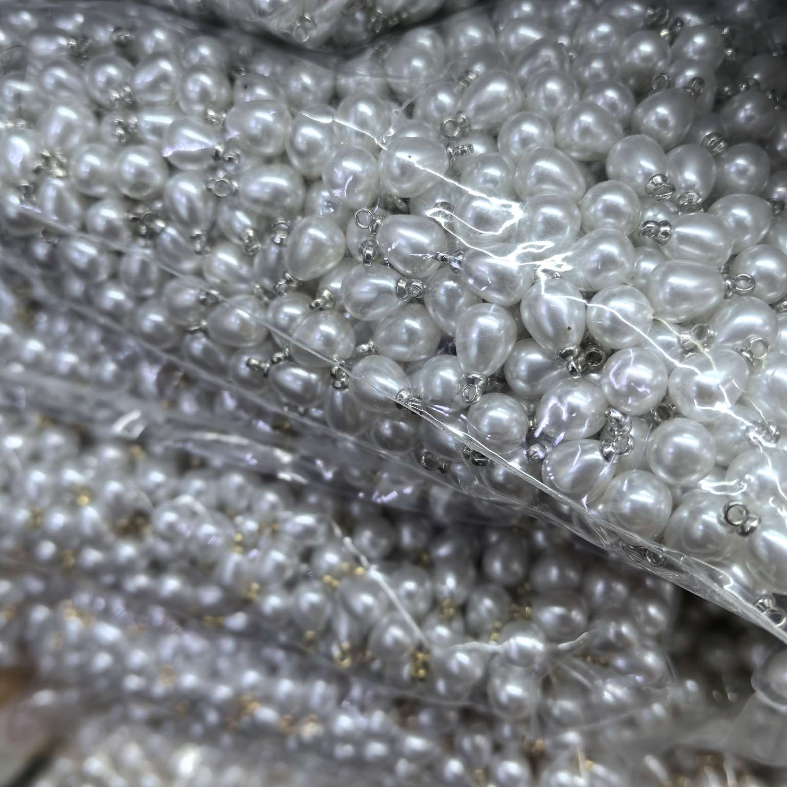 Pearl jewelry alloy pendant accessories, resin jewelry accessories, exquisite, durable and high-end jewelry accessories, creating a personalized style. Pearl jewelry jewelry accessories, alloy pendant accessories detail image 4