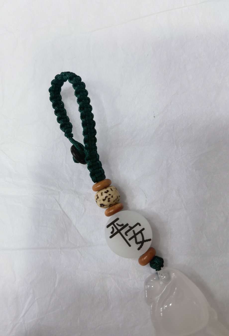 Wholesale of jewelry, men's and women's couple styles, agate keychains, pendants, bag hangers, mobile phone hangers, travel handicrafts, street stall economy, gift-giving detail image 5