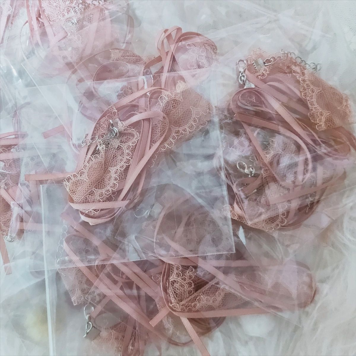 网红爱心少女蝴蝶蕾丝锁骨链项链女潮短款颈带ins酷颈链脖子饰品项圈细节图