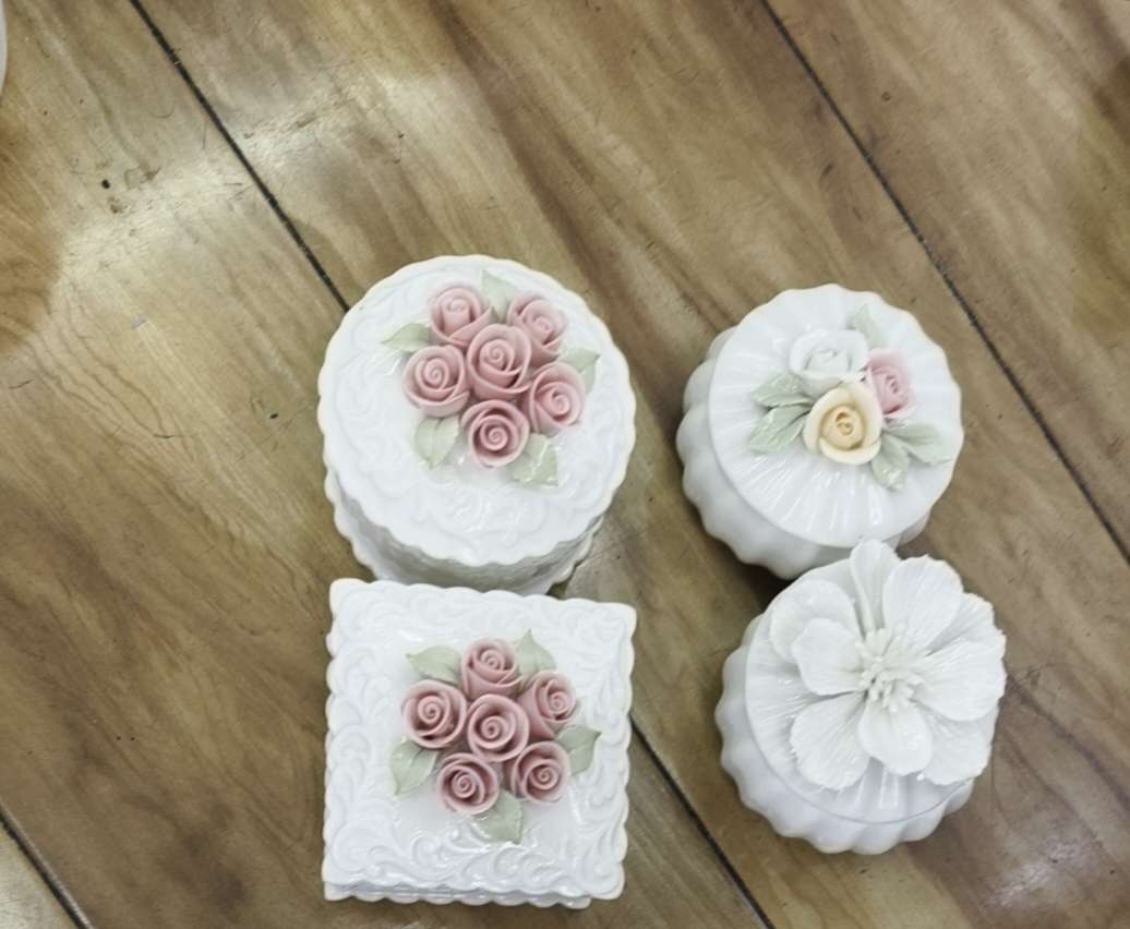 暴力熊陶瓷零钱罐 招财猫茶壶茶具套装 工艺品礼品精选 陶瓷工艺品收藏品 独特设计艺术品陶瓷工艺品产品图