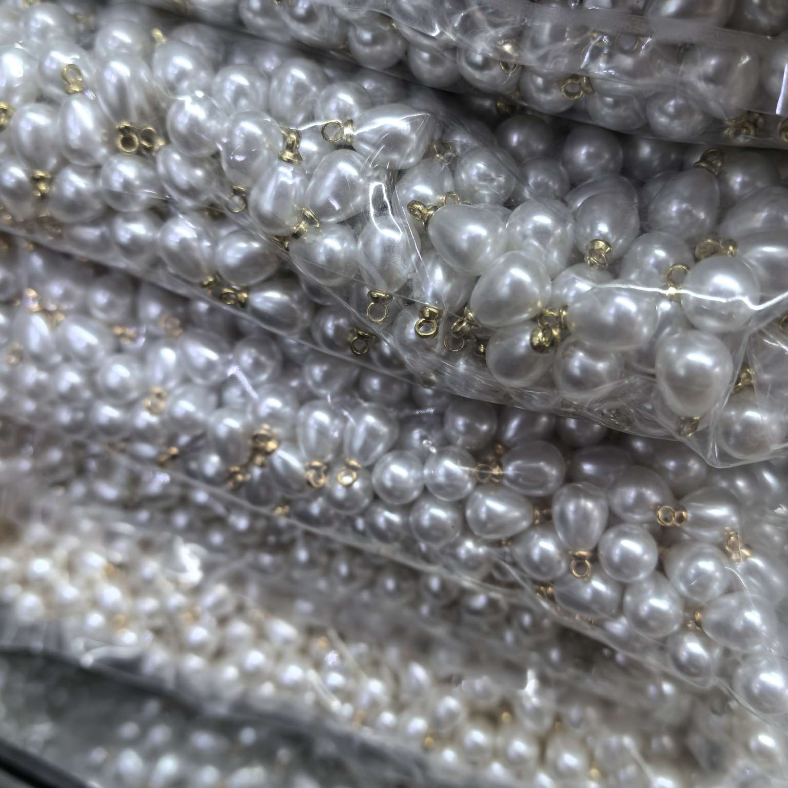 Pearl jewelry alloy pendant accessories, resin jewelry accessories, exquisite, durable and high-end jewelry accessories, creating a personalized style. Pearl jewelry jewelry accessories, alloy pendant accessories detail image 5